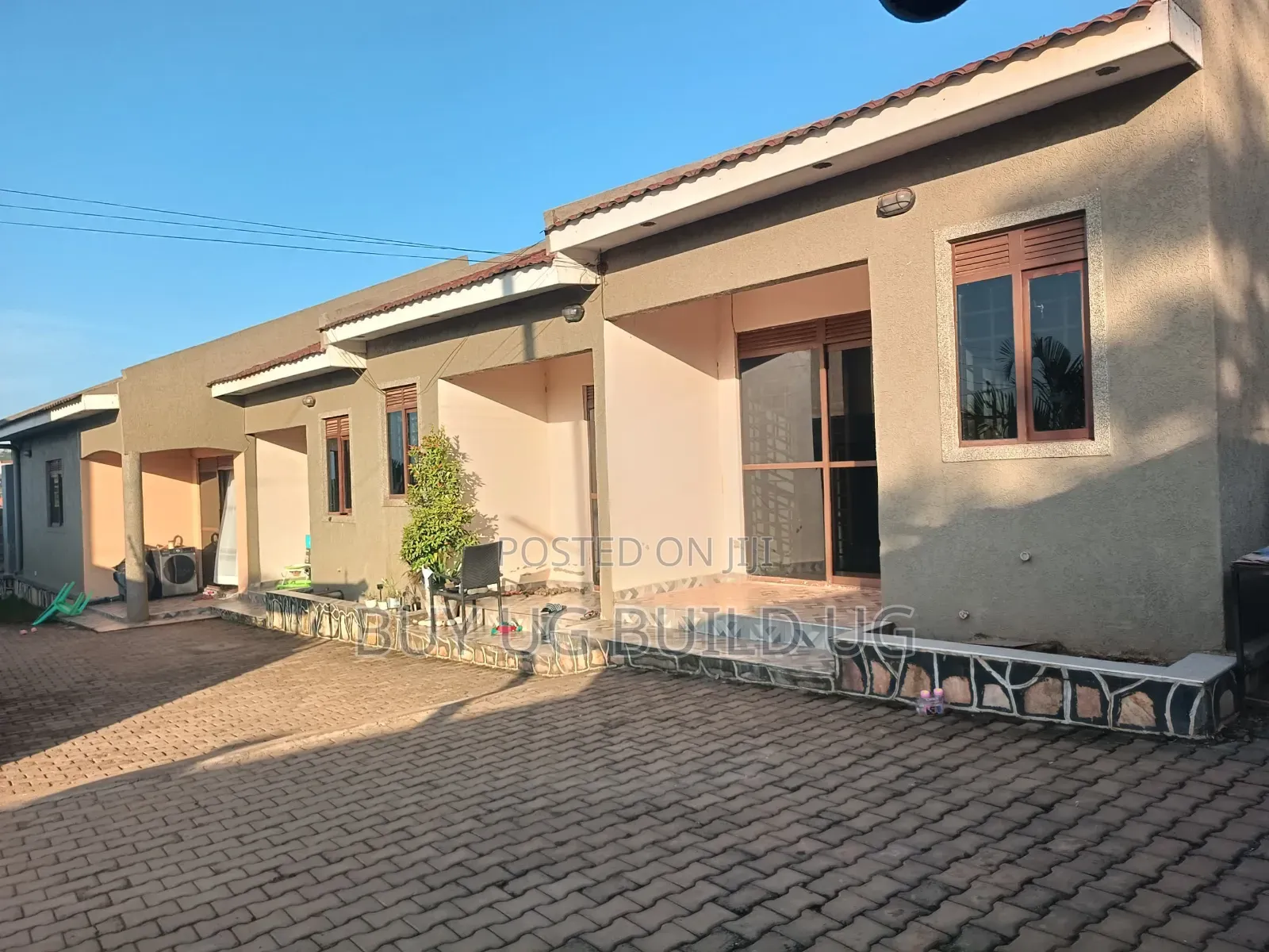 3bdrm Apartment in Kira Kampala for sale