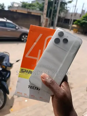 New Tecno Spark 40 128 GB White