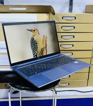 New Laptop HP ZBook Firefly 15 G7 16GB Intel Core i7 SSD 512GB