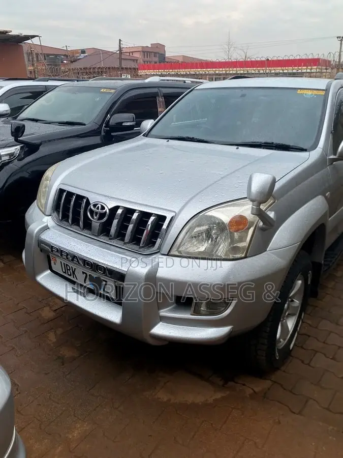 Toyota Land Cruiser Prado 2008 Gray
