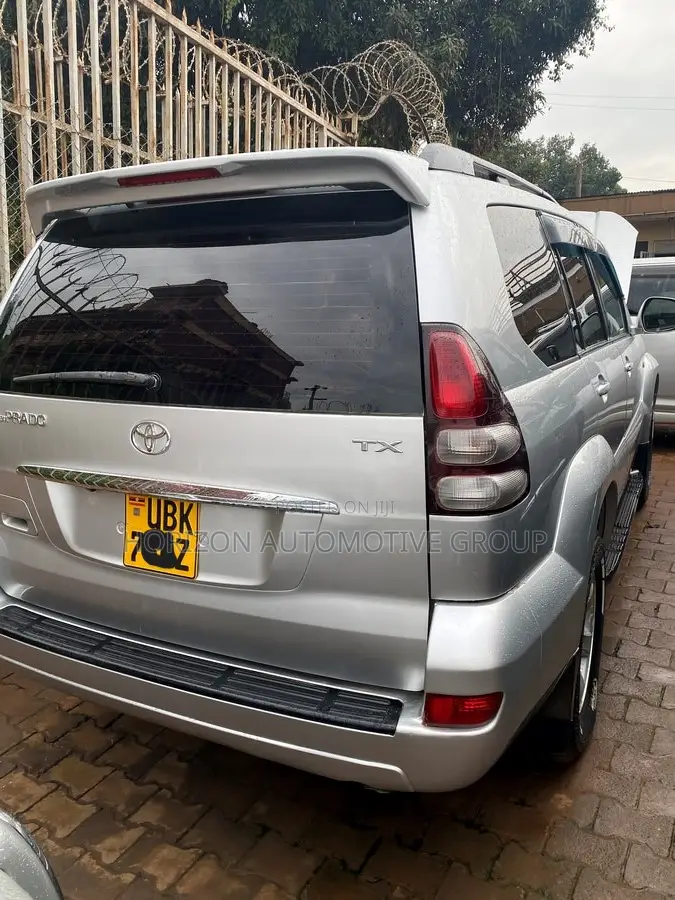 Toyota Land Cruiser Prado 2008 Gray