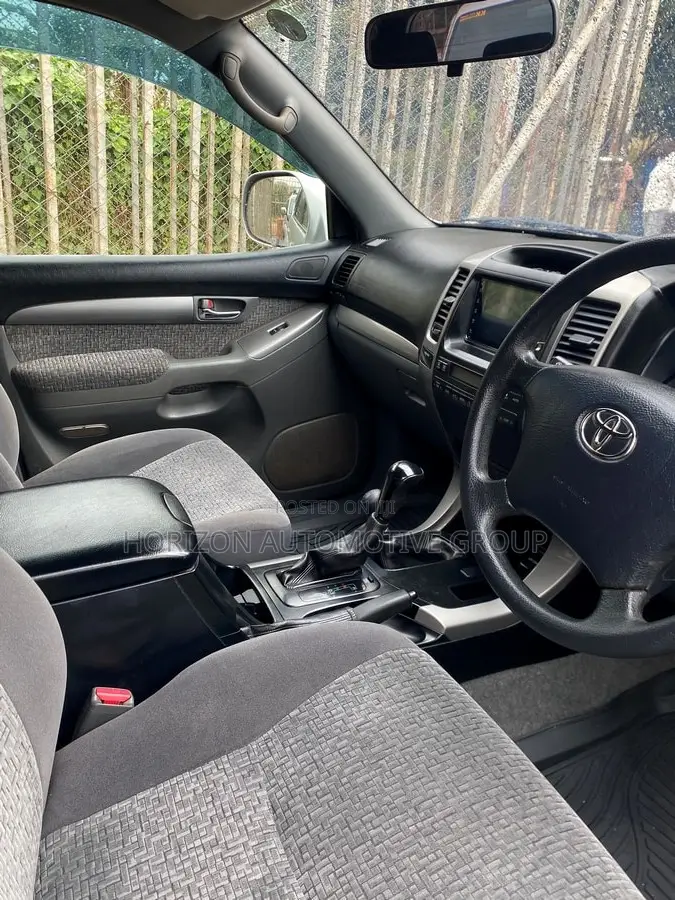 Toyota Land Cruiser Prado 2008 Gray