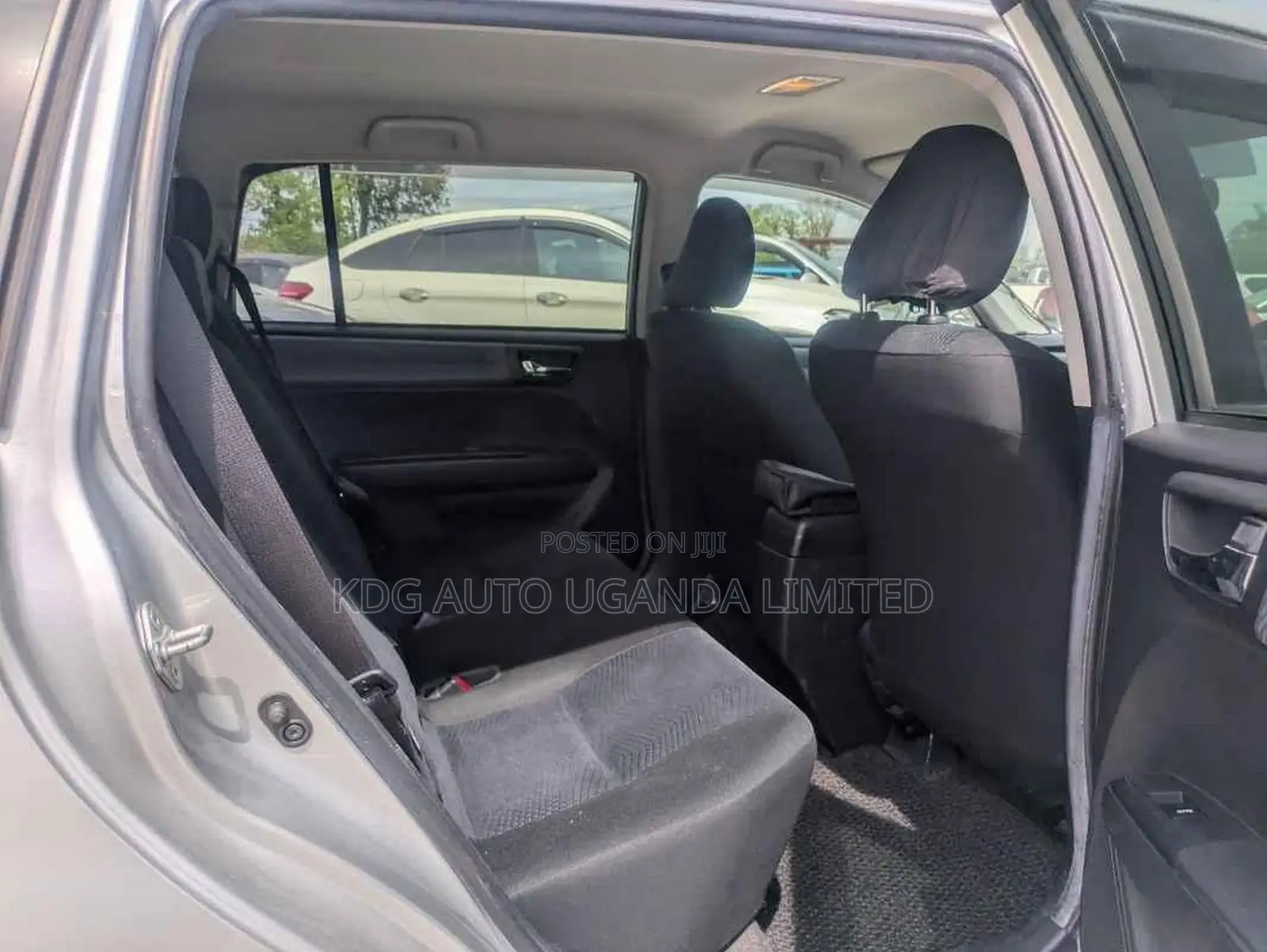 Toyota Corolla Fielder 1.5 Petrol FWD 2013 Silver