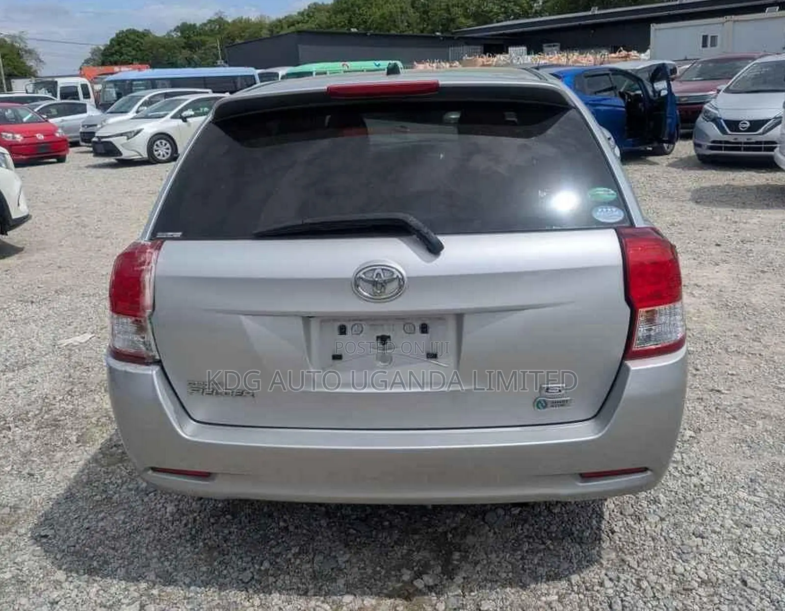 Toyota Corolla Fielder 1.5 Petrol FWD 2013 Silver
