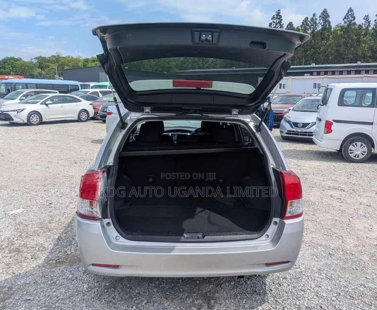 Toyota Corolla Fielder 1.5 Petrol FWD 2013 Silver