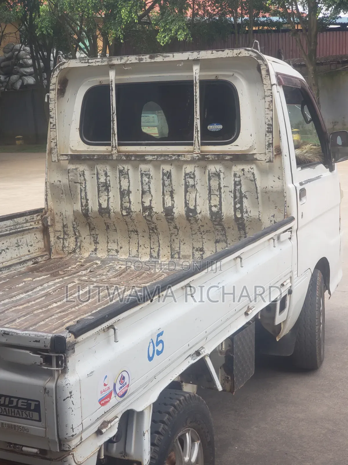Daihatsu Hijet 2012 White