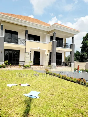 5bdrm Maisonette in Bwebajja Entebe Road, Central Division for sale