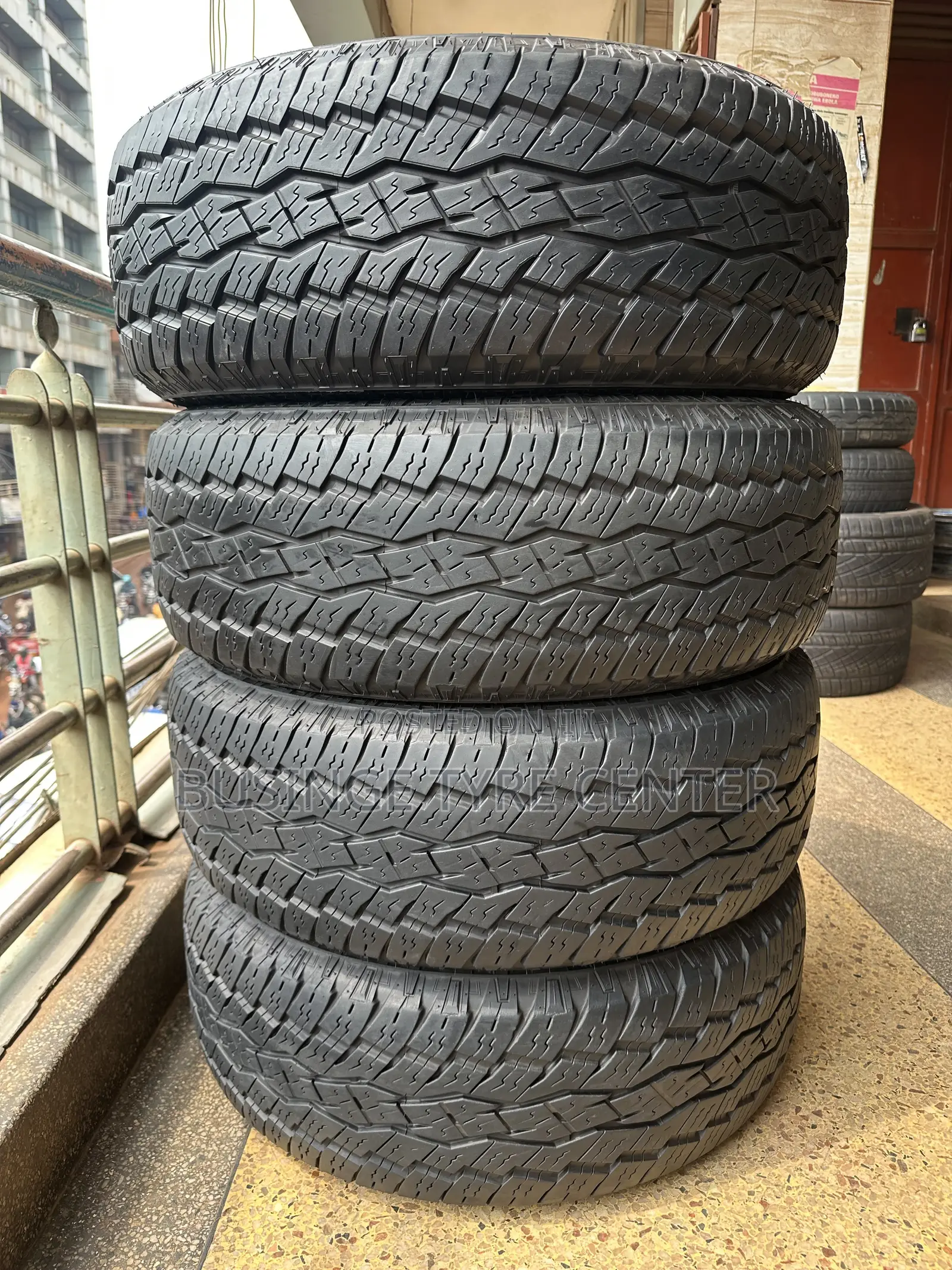 265/65r17 Toyo Tires Japan Used Open Country