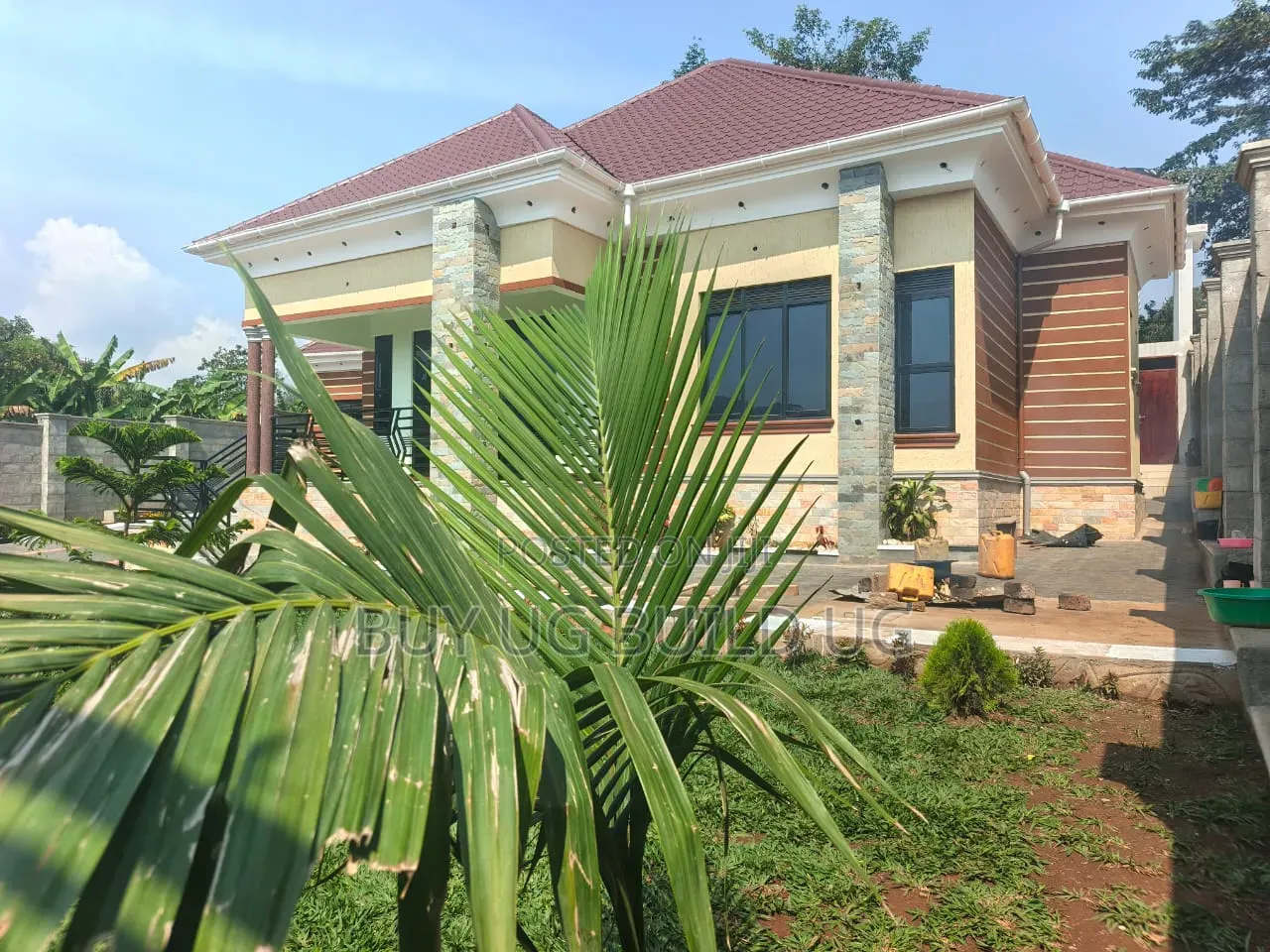 3bdrm Bungalow in Seeta Town, Goma for sale