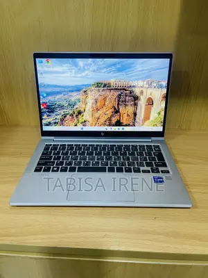 New Laptop HP EliteBook 640 G9 16GB Intel Core i5 SSD 512GB