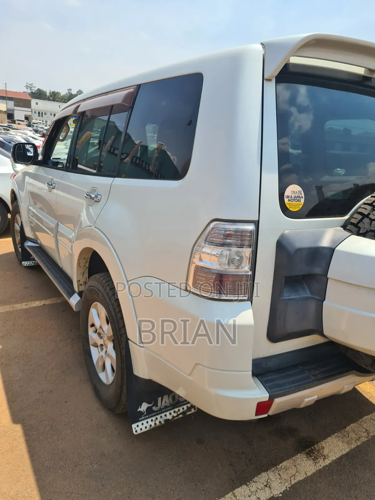 Mitsubishi Pajero 2011 White