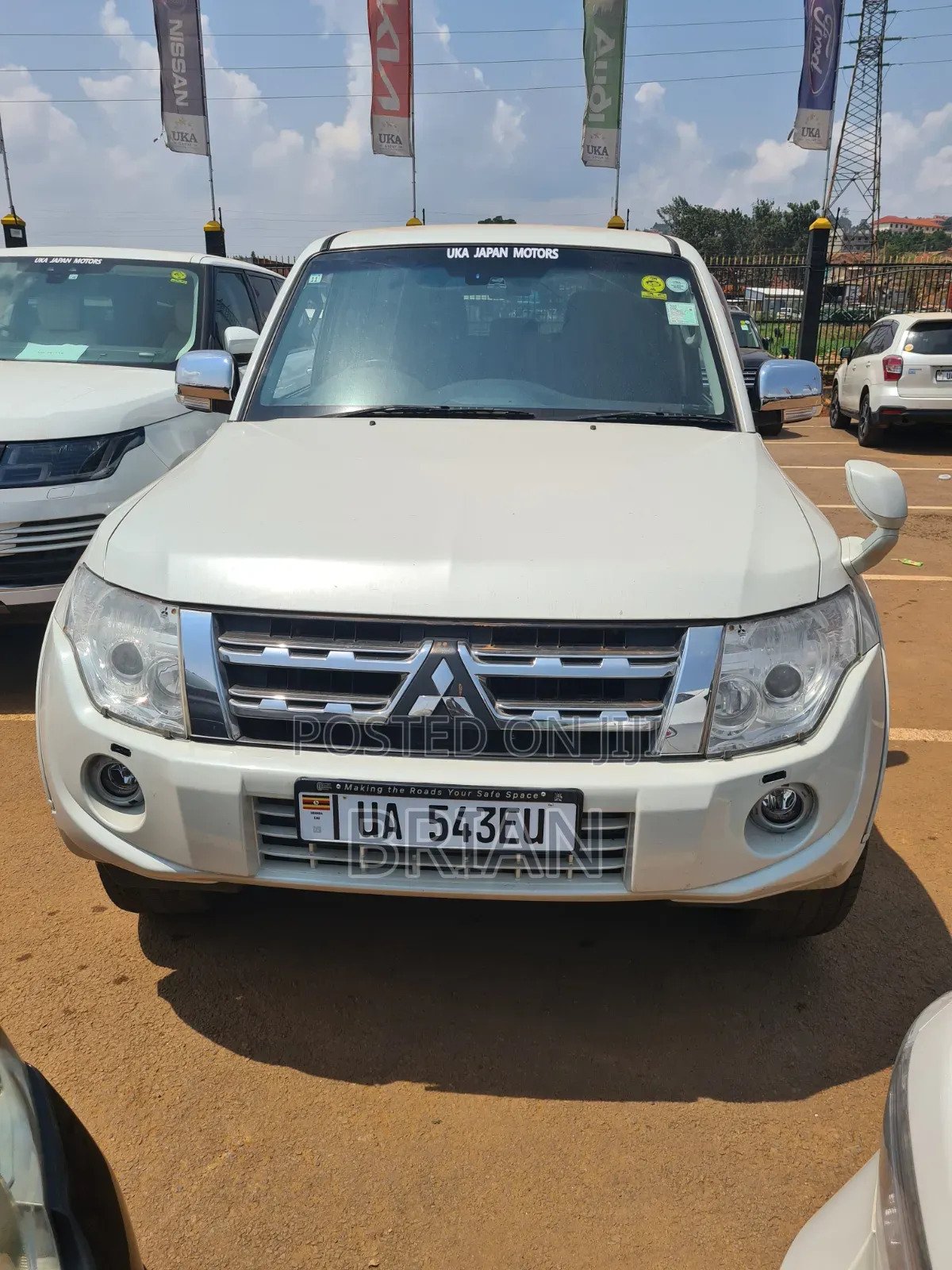 Mitsubishi Pajero 2011 White