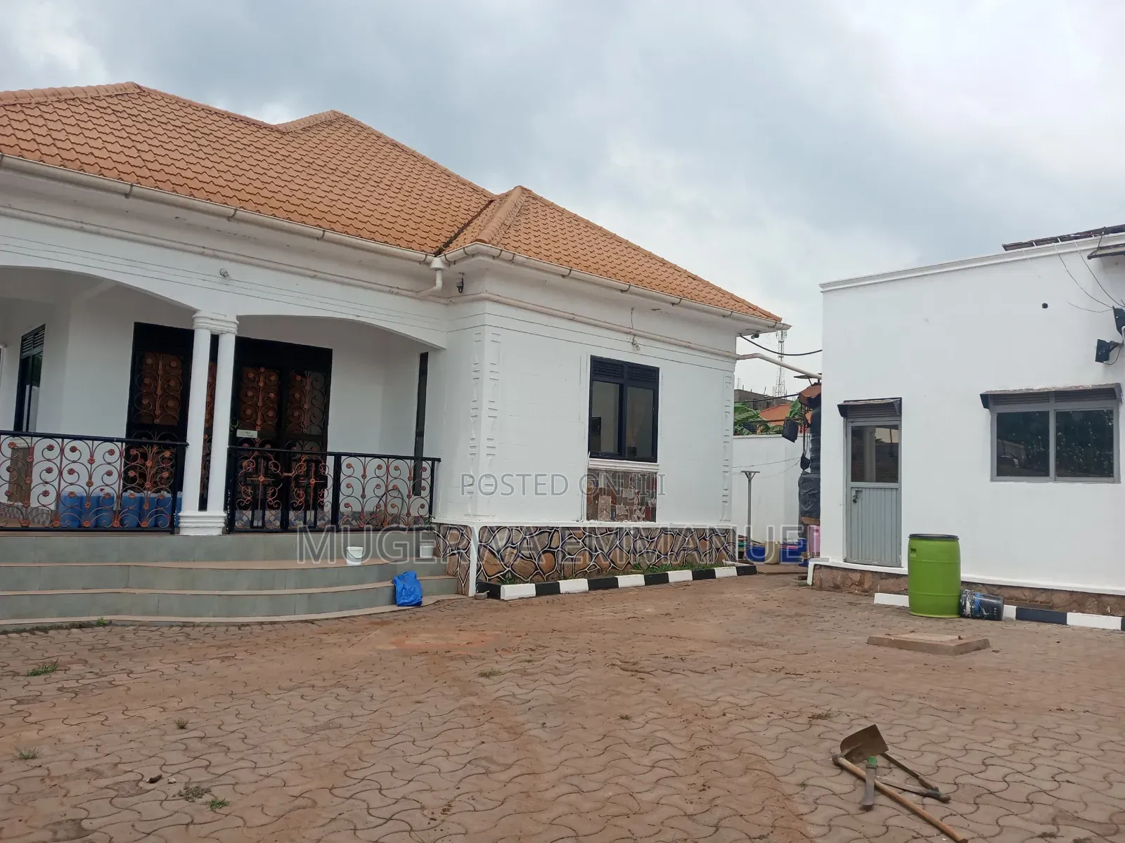 Furnished 5bdrm Bungalow in Privat Land, Katabi for sale
