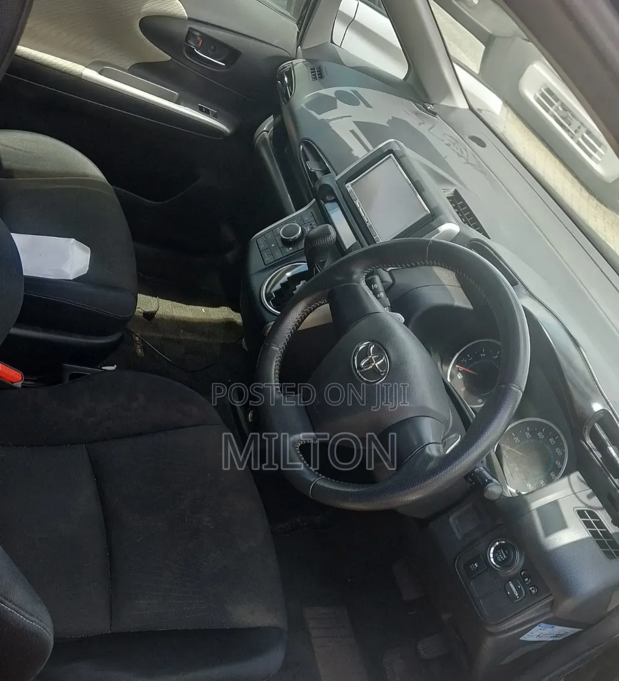 Toyota Wish 2010 Black