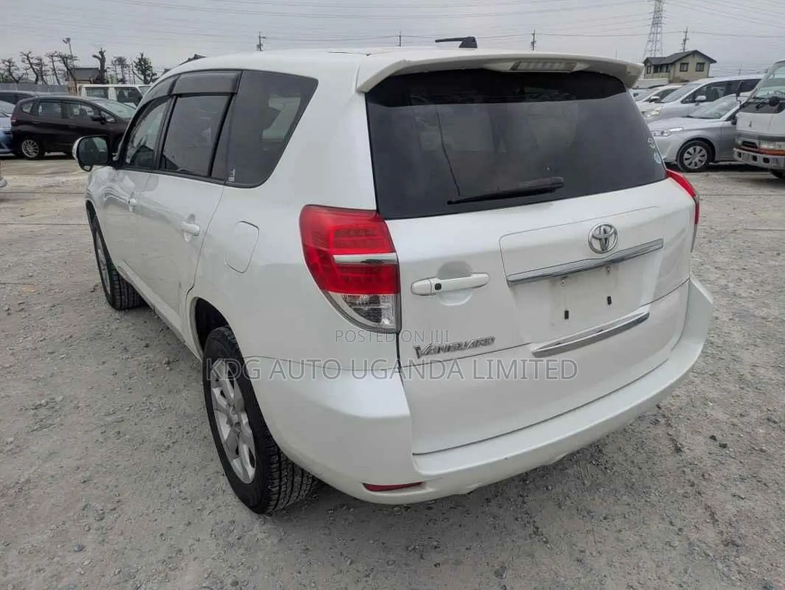 Toyota Vanguard 2011 Pearl