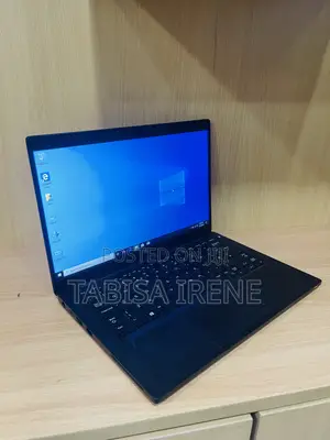 New Laptop Dell Latitude 7390 8GB Intel Core i5 SSD 256GB