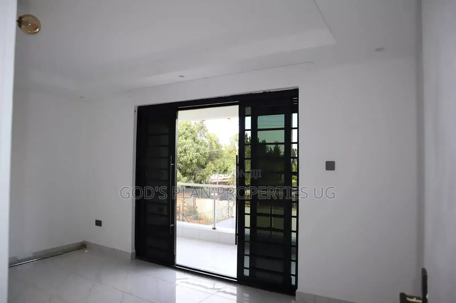 4bdrm House in Gaba Estate, Central Division for rent