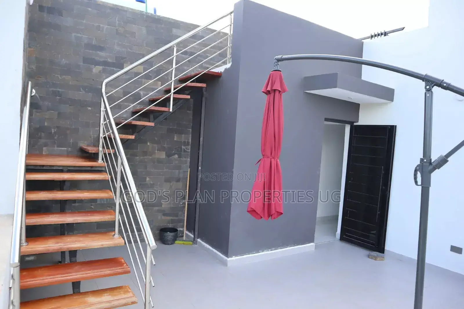 4bdrm House in Gaba Estate, Central Division for rent