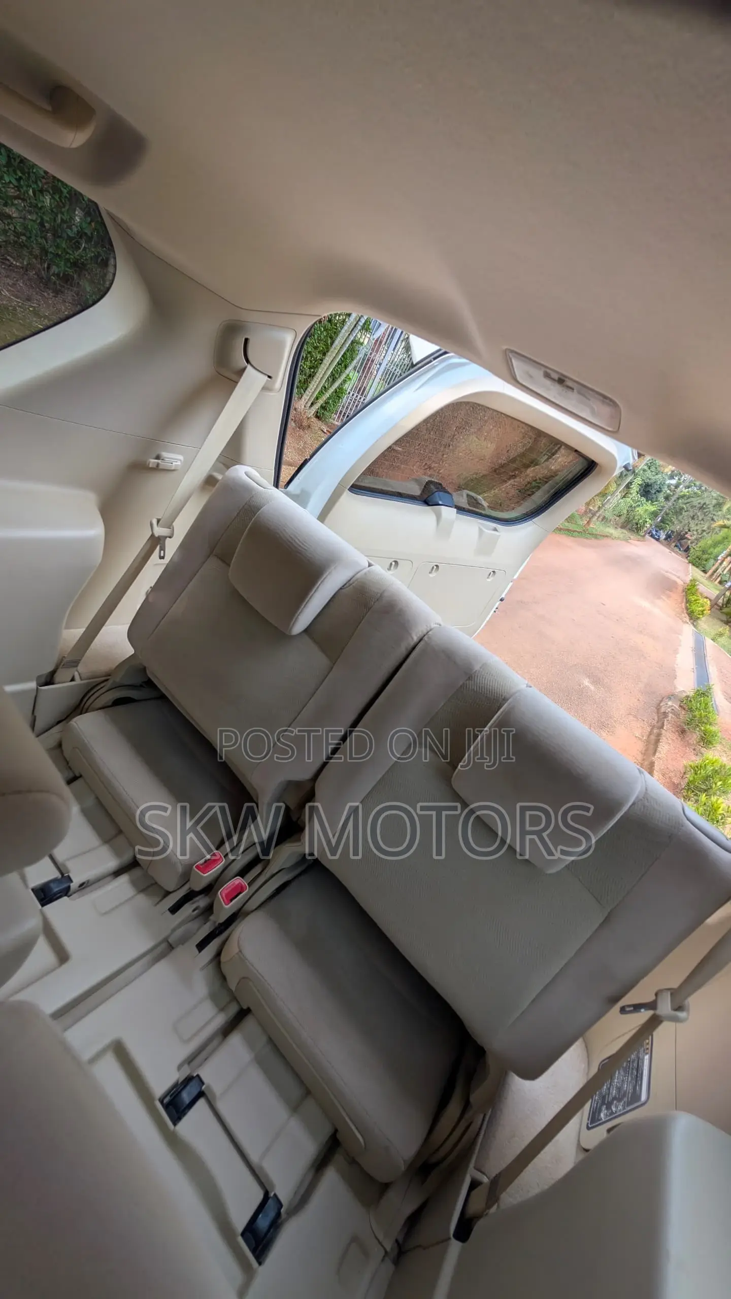 Toyota Land Cruiser Prado 2019 White