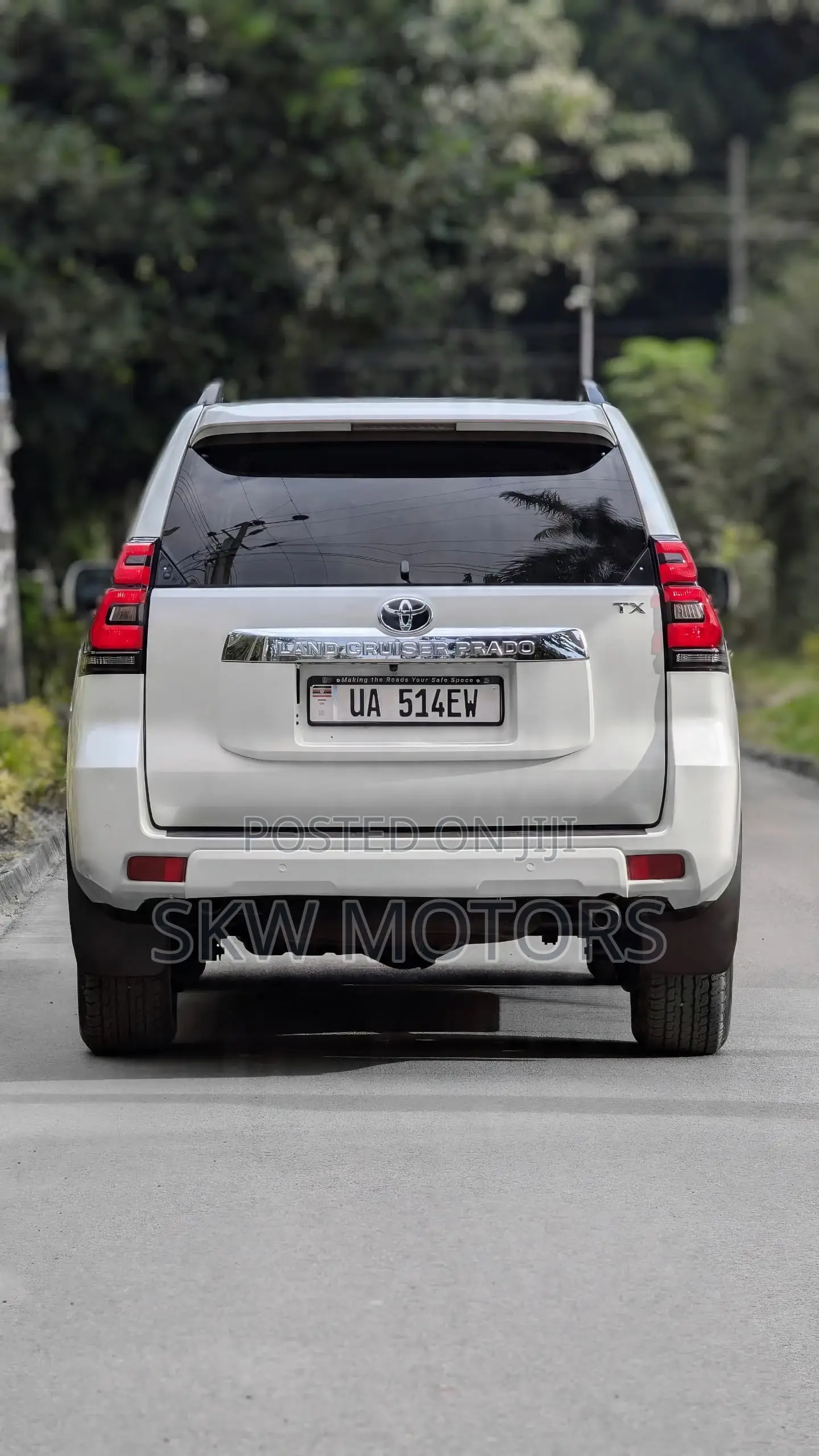 Toyota Land Cruiser Prado 2019 White