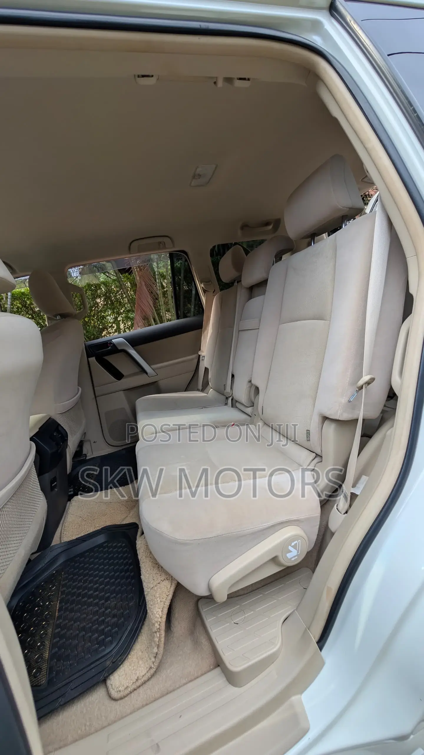 Toyota Land Cruiser Prado 2019 White