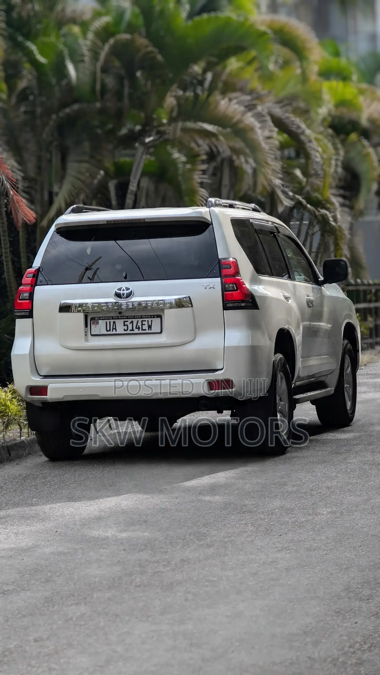 Toyota Land Cruiser Prado 2019 White