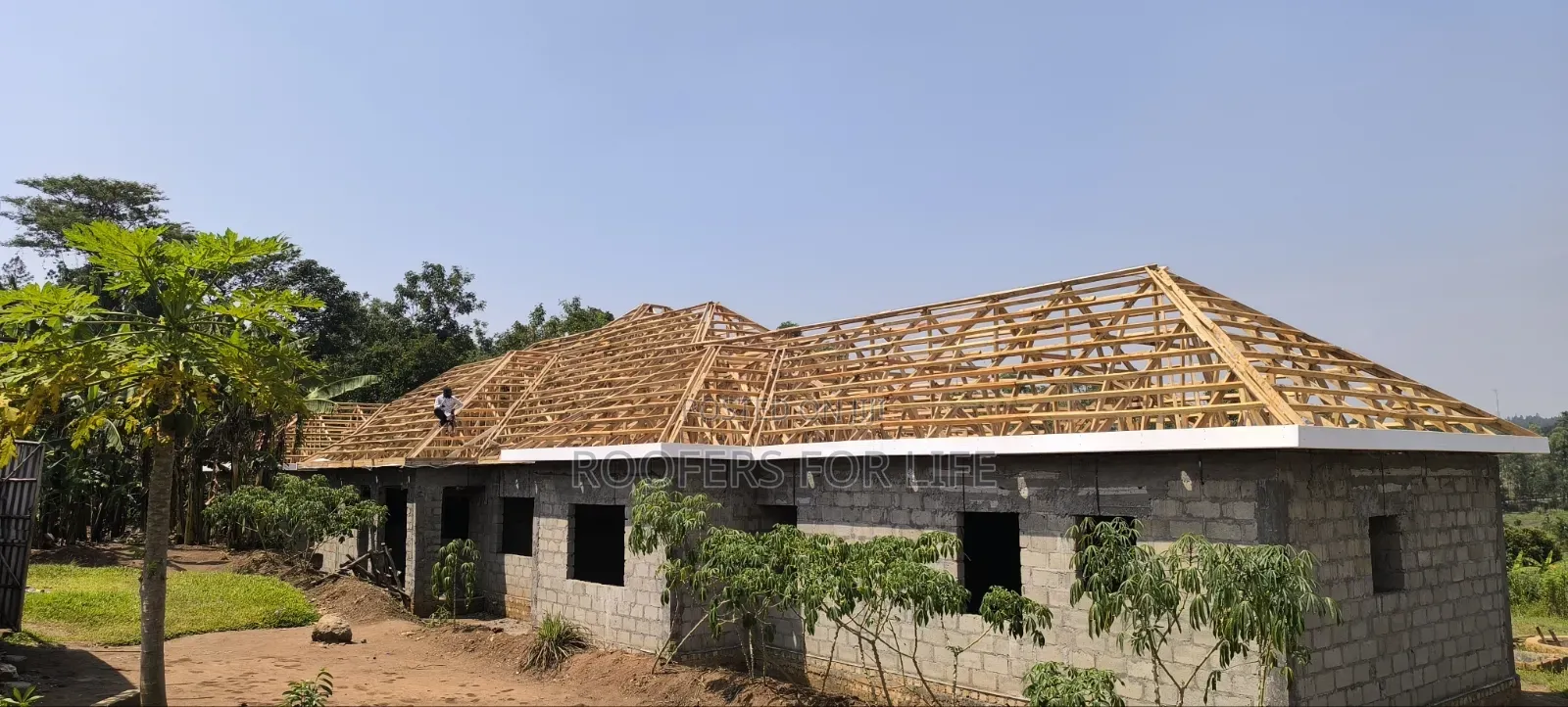 Flat Roof Cleaning of Roof Tiles
