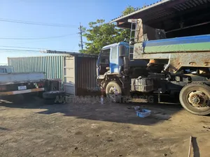 Isuzu 10 Ton Dump Truck