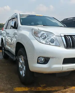 Toyota Land Cruiser Prado 2011 White