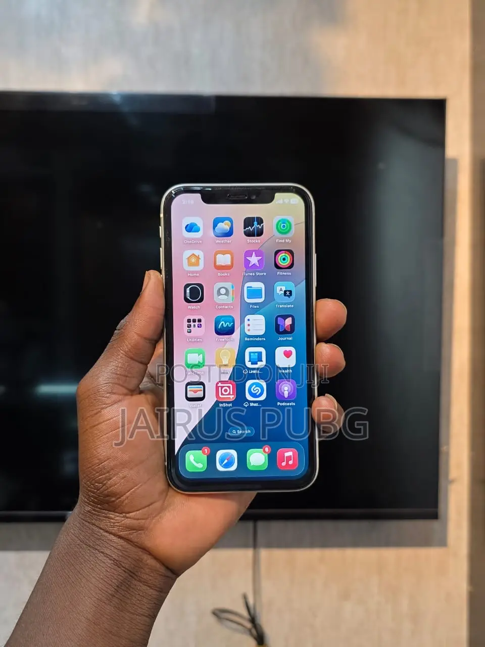 New Apple iPhone 11 128 GB White