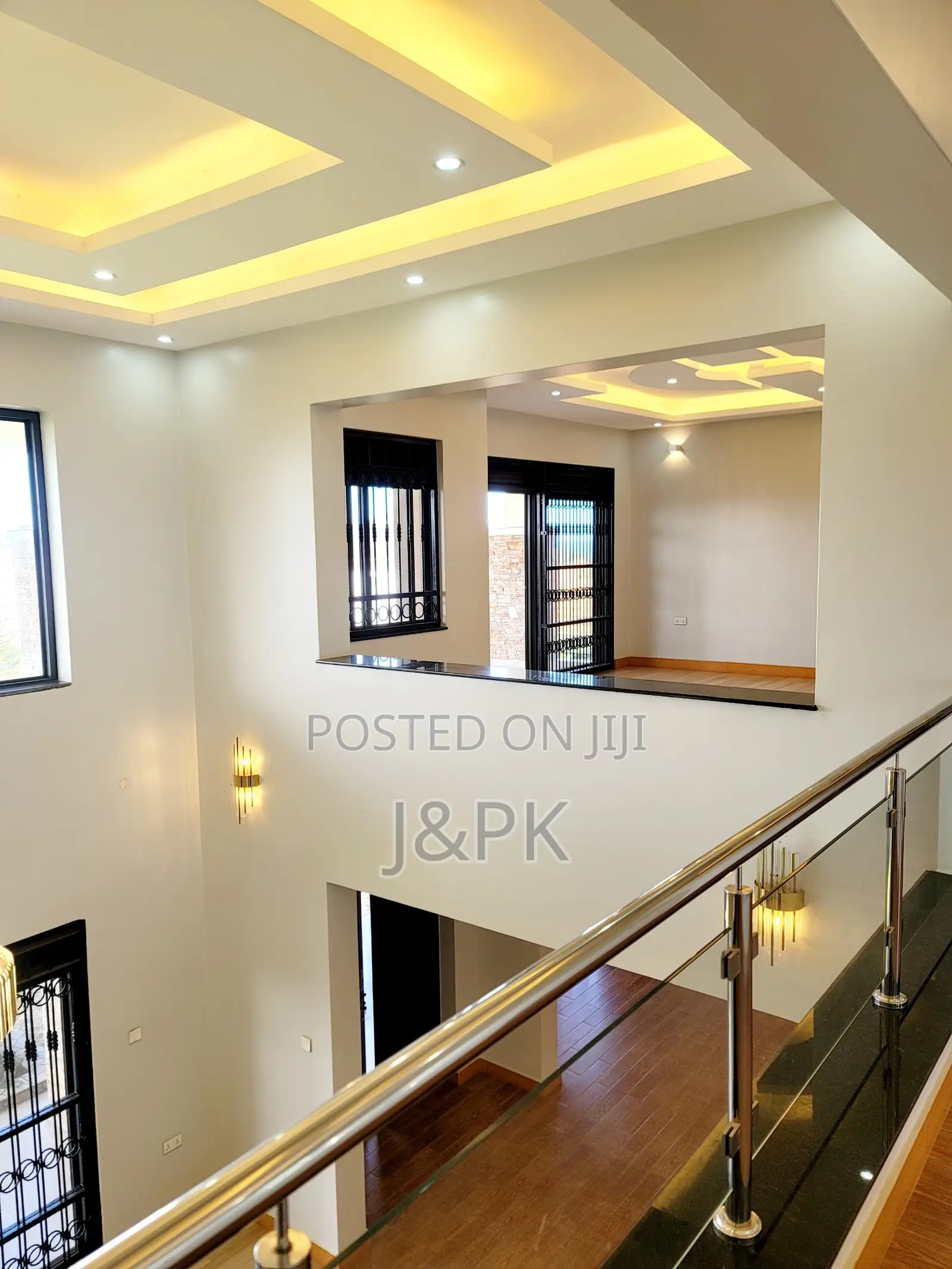 5bdrm Mansion in Katabi for sale