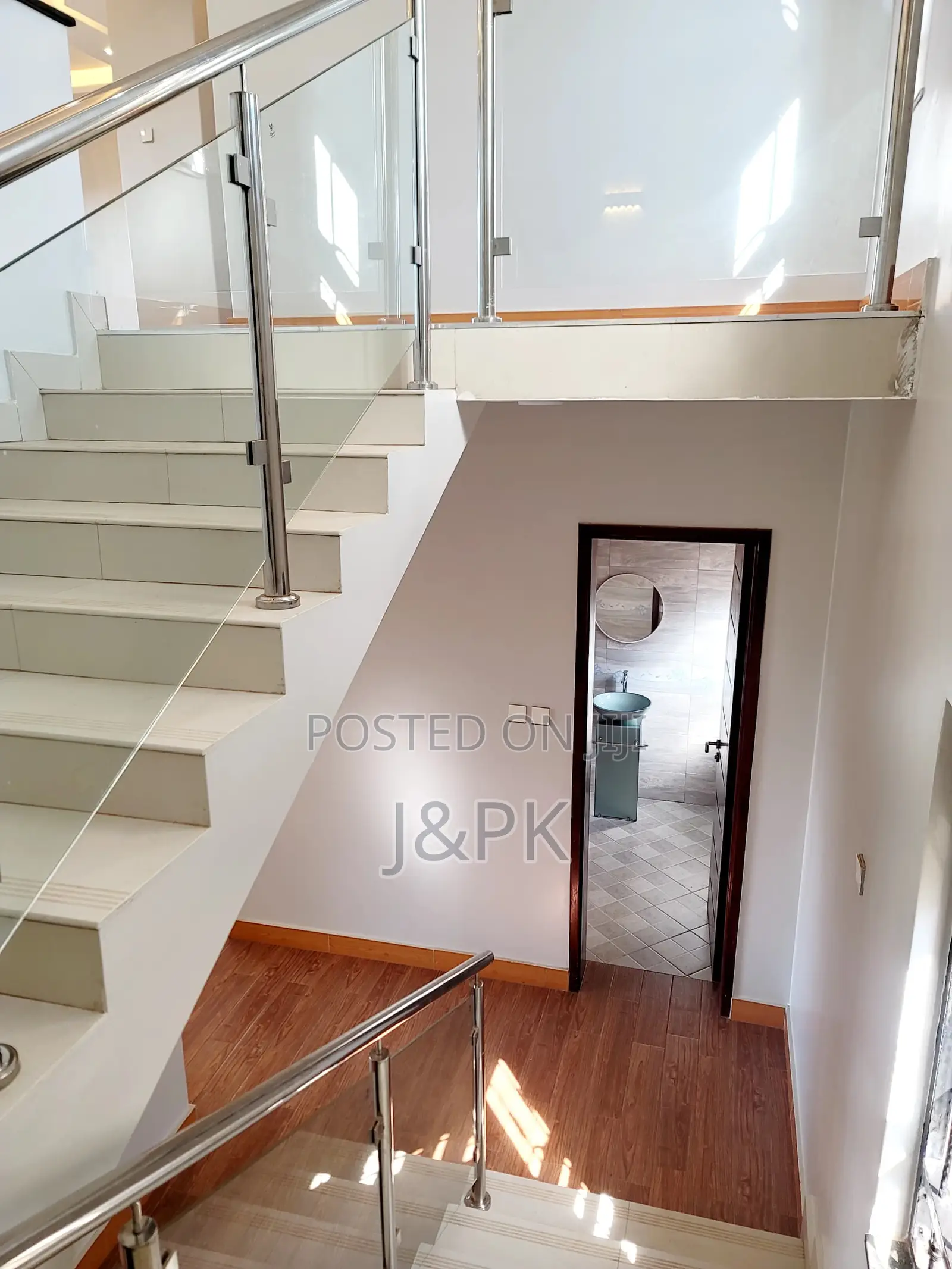 5bdrm Mansion in Katabi for sale