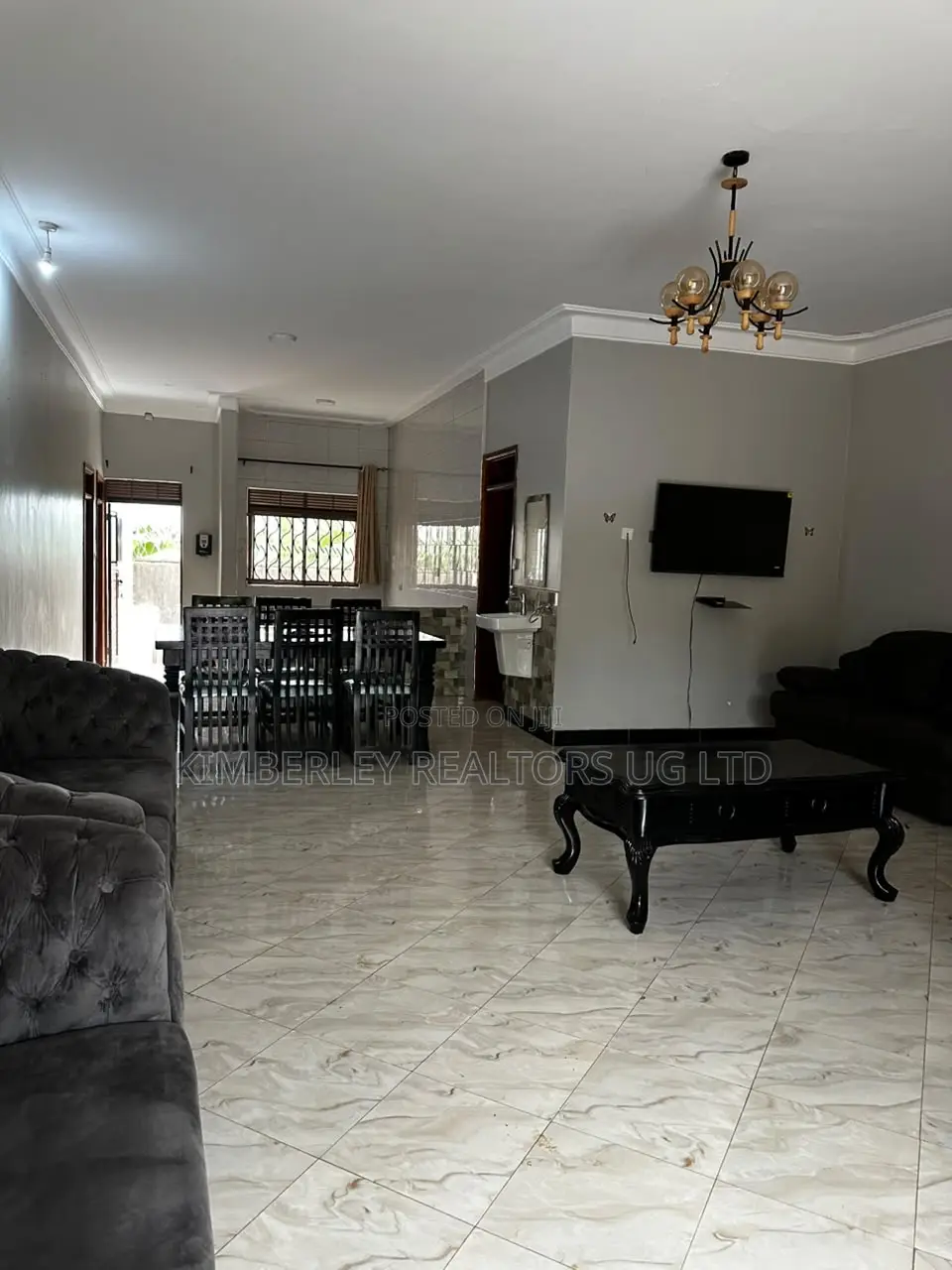 5bdrm House in Division A for sale