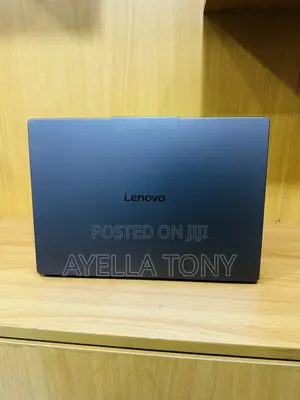 New Laptop Lenovo Ideapad 3 8GB Intel Core i5 SSD 512GB