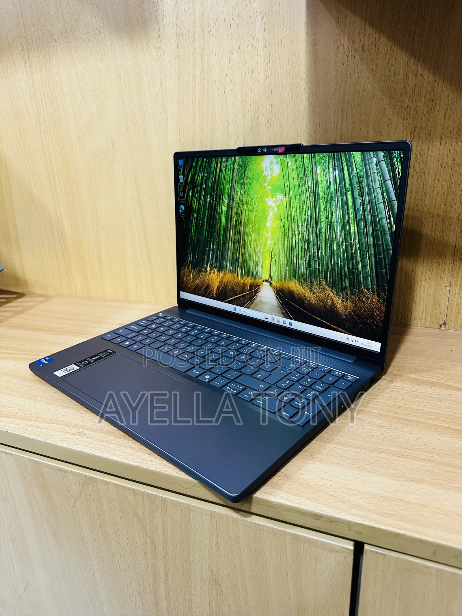 New Laptop Lenovo Ideapad 3 8GB Intel Core i5 SSD 512GB