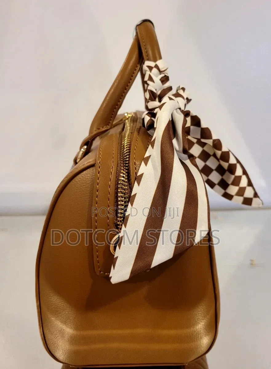 Chrisbella Handbag/Bodybag Est 2022