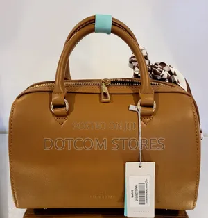 Chrisbella Handbag/Bodybag Est 2022
