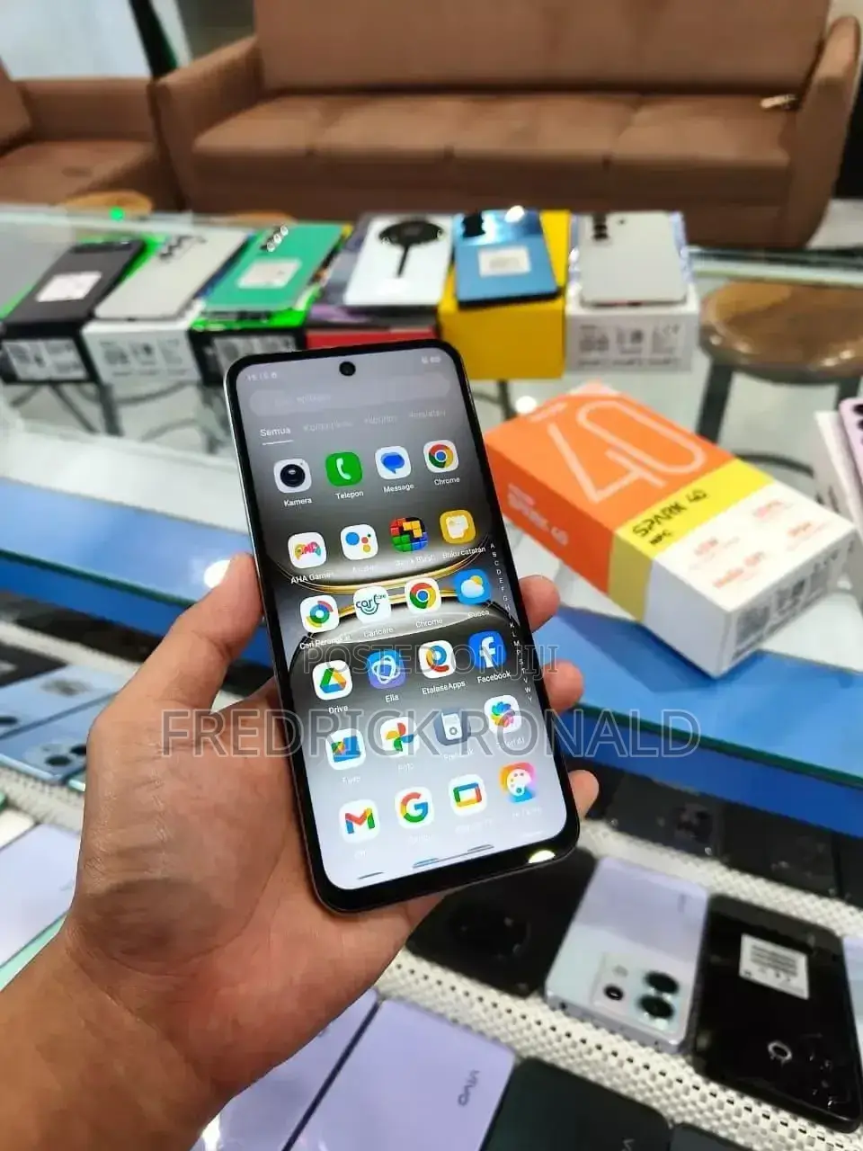 New Tecno Spark 40 128 GB White