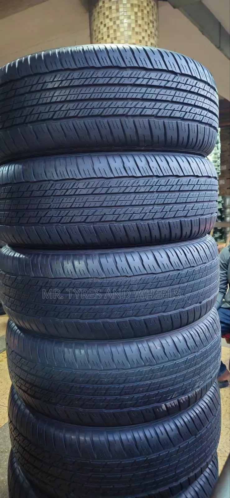 265 55 R19 Dunlop Very Strong and in the Cheapest Price.