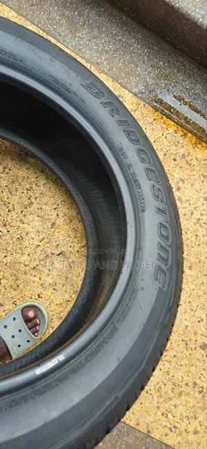 265 55 R20 Bridgestone DUELER AT Japan 5years Warranty You Get It.