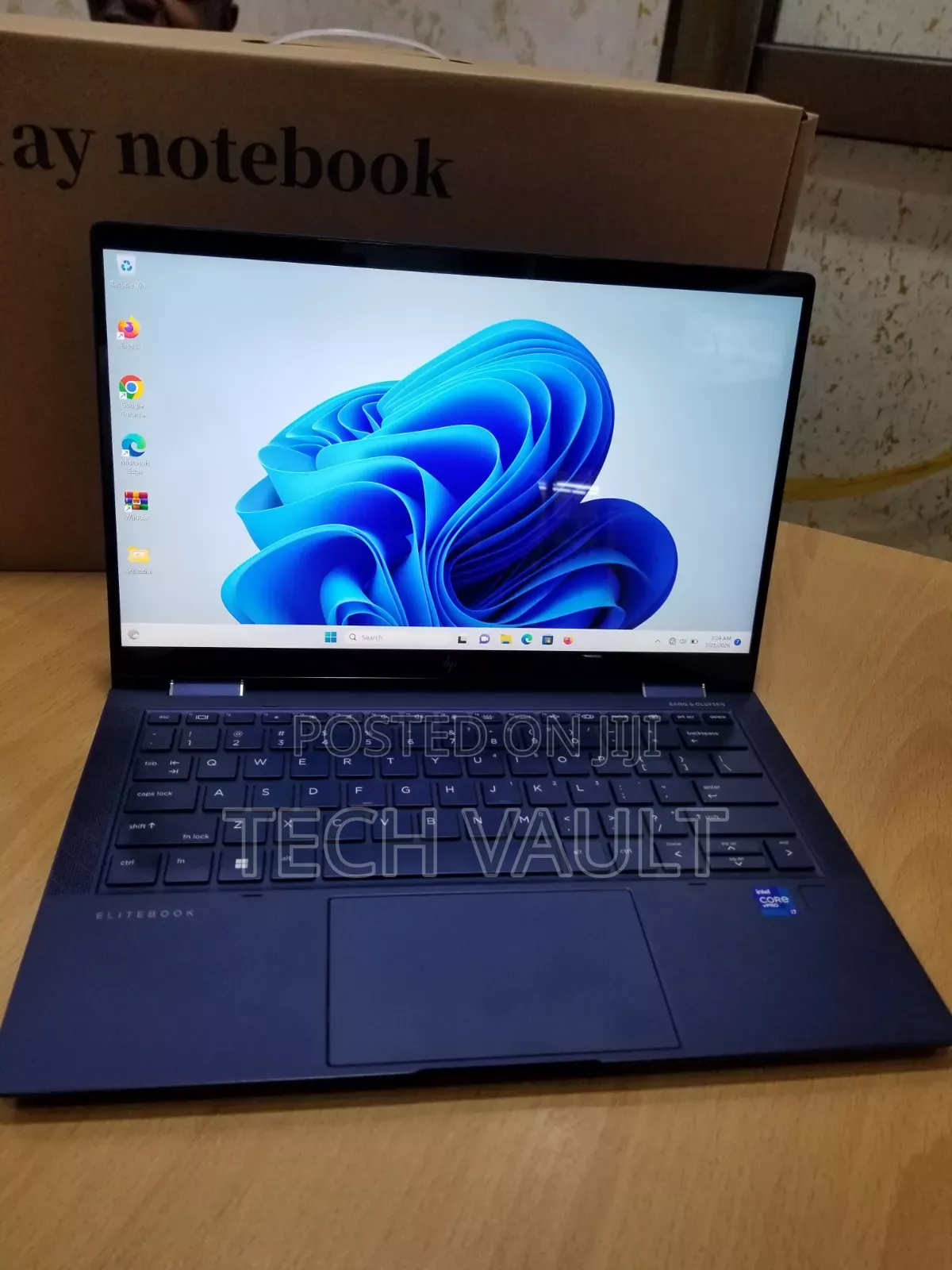 New Laptop HP Elite Dragonfly G2 16GB Intel Core i7 SSD 512GB