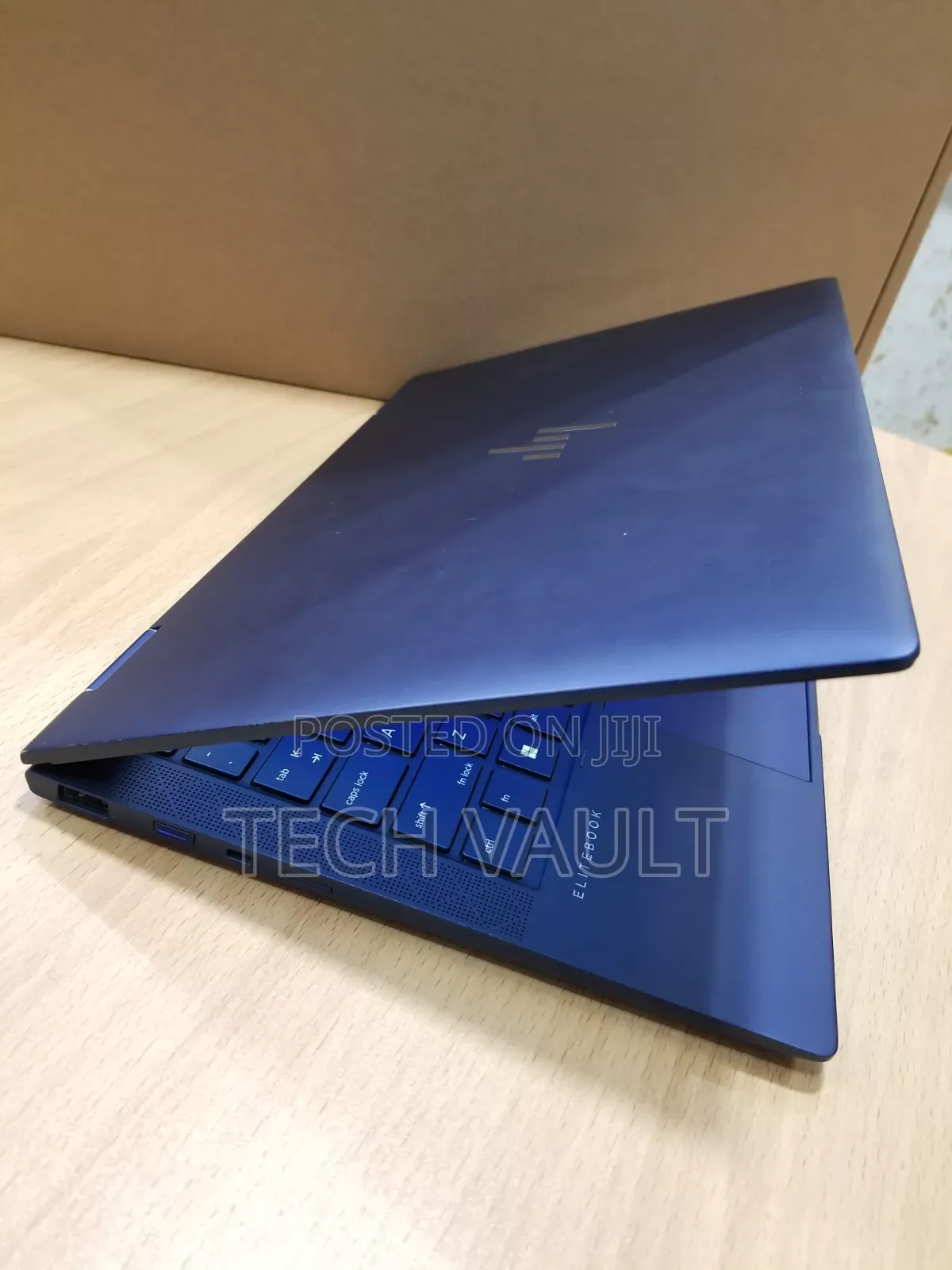 New Laptop HP Elite Dragonfly G2 16GB Intel Core i7 SSD 512GB
