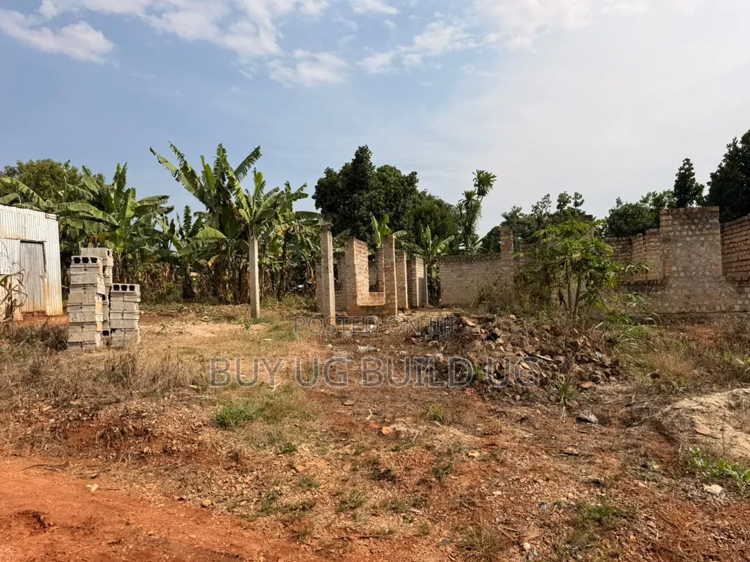25 Decimals for Sale in Kira at 180