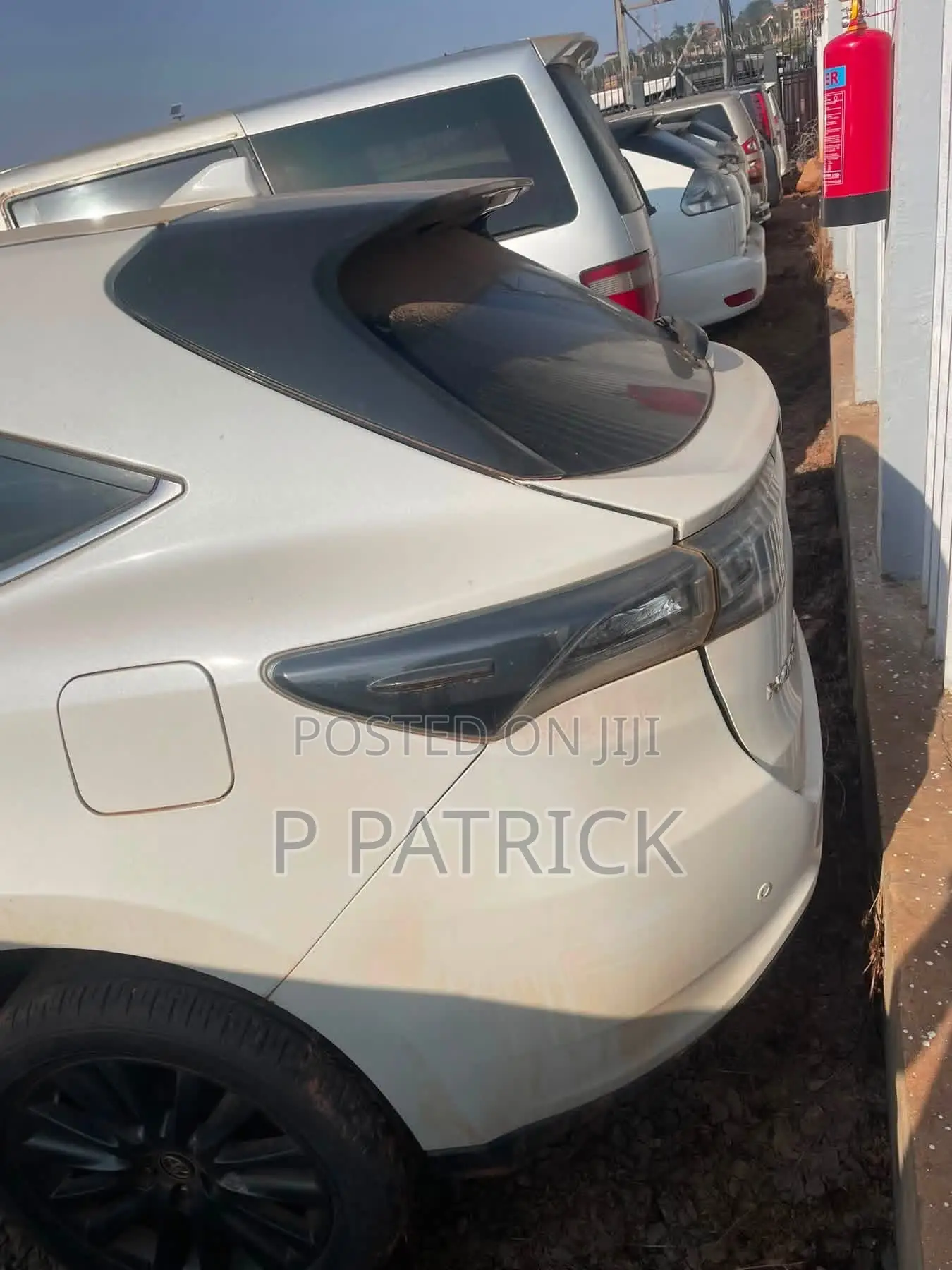 Toyota Harrier 2.0 2014 White