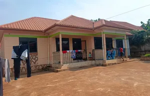 3bdrm Apartment in Kira Mulawa for sale