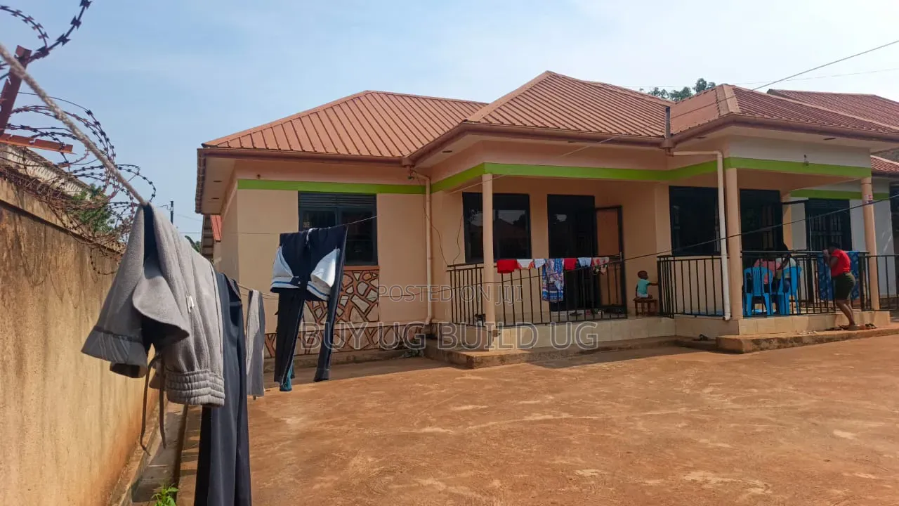 3bdrm Apartment in Kira Mulawa for sale