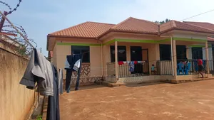 3bdrm Apartment in Kira Mulawa for sale