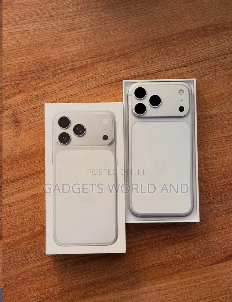 New Apple iPhone 17 Pro Max 256 GB Silver