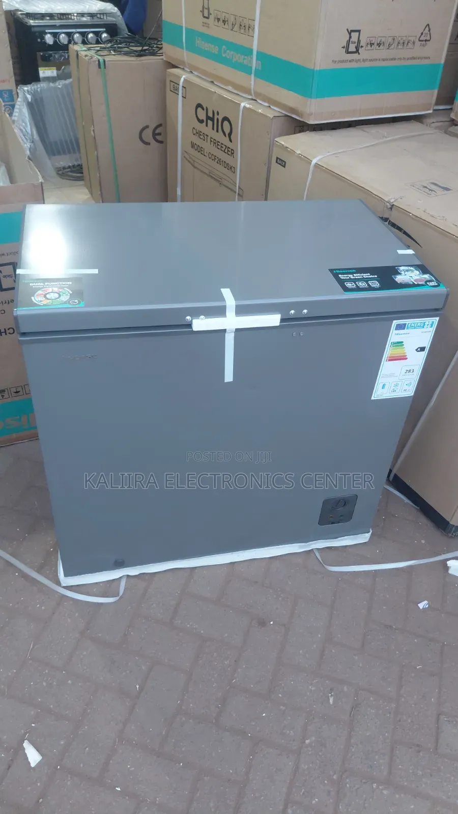 Hisense Freezer 260l