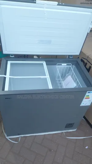 Hisense Freezer 260l